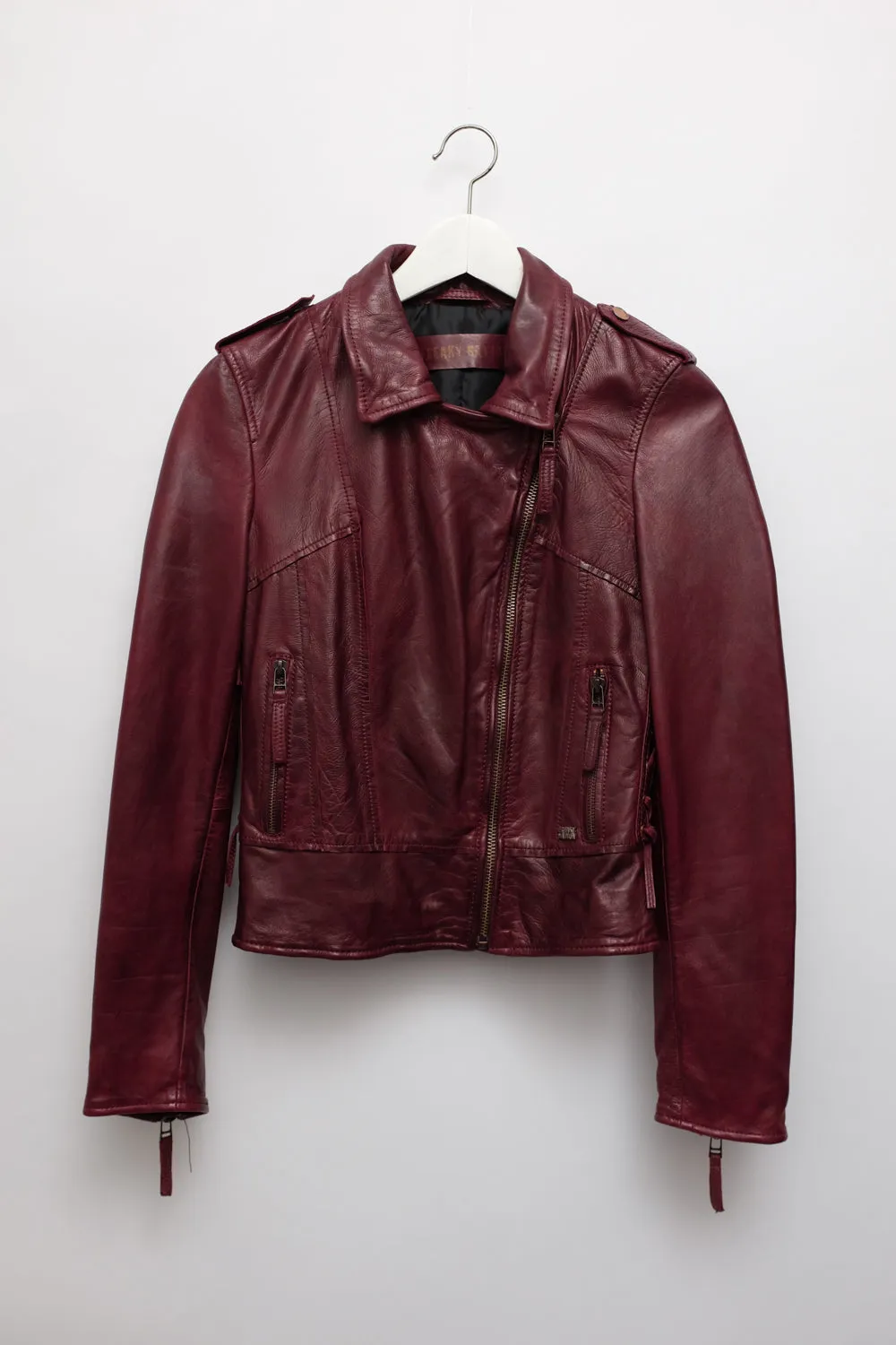 BURGUNDY LEATHER JACKET