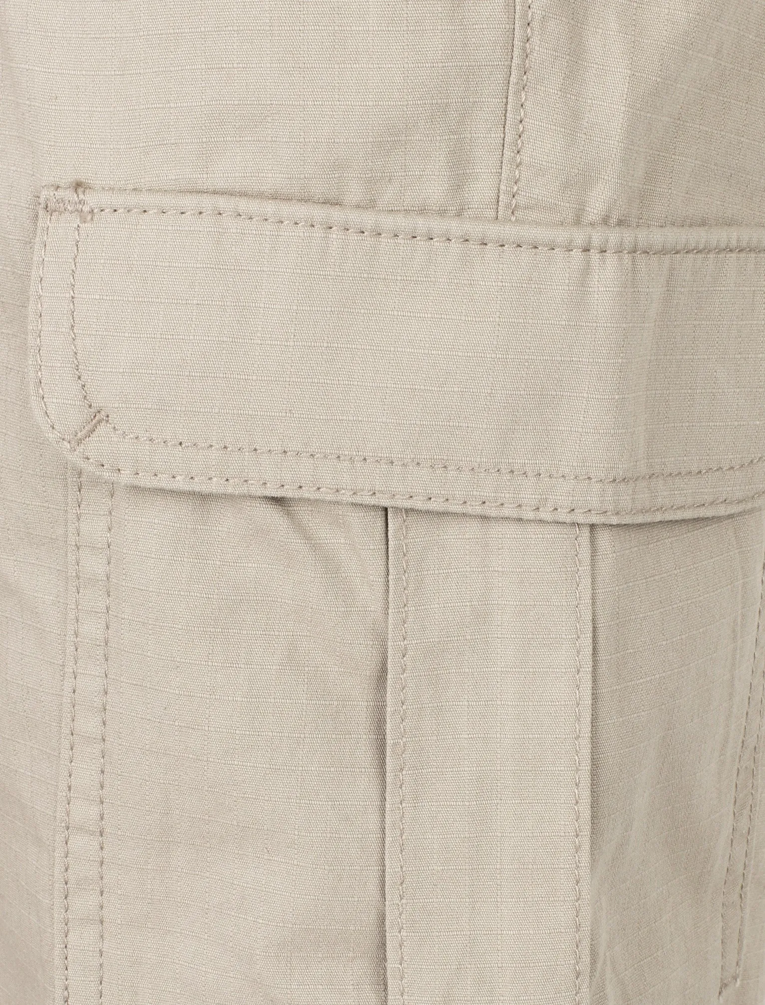 Discovery Cotton Cargo Shorts In Dark Stone - Tokyo Laundry