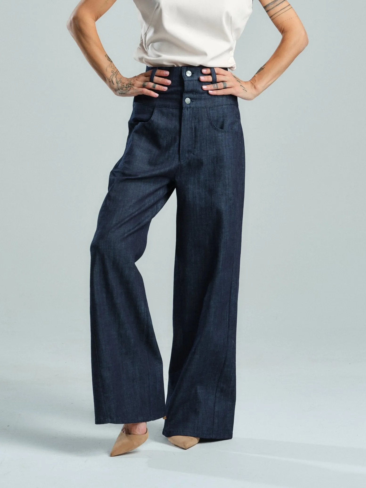 Double-Waistband Jeans in Navy